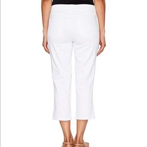 NYDJ Pants - NYDJ Crop White Capri Pant Size 14 NYDJ Pants - NYDJ Crop White Capri Pant Size 14